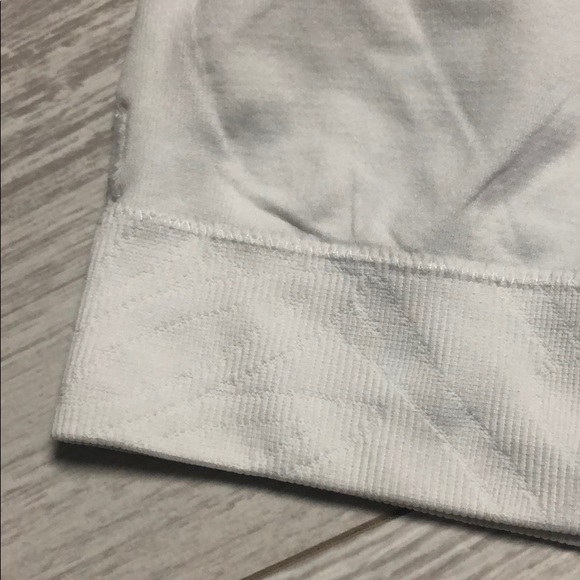 Set of sports bra - Picture 5 of 12